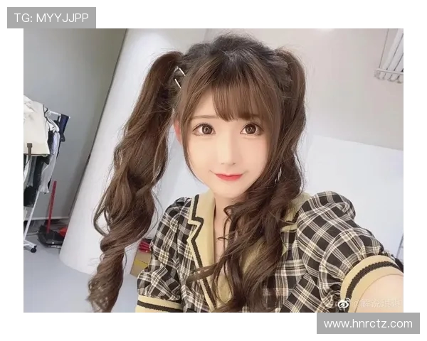 迪拉娜近照释出:从赛场到解说席,阳光始终伴我行